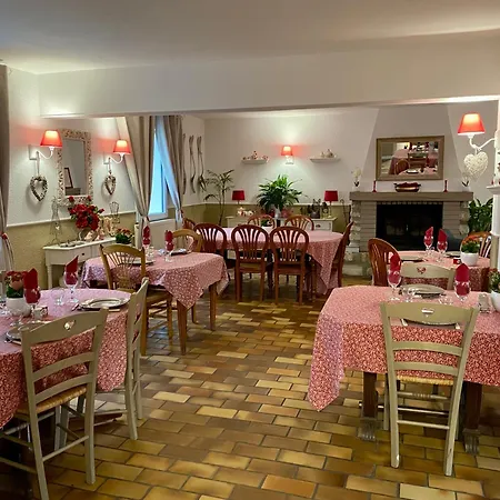 La Besace Oda ve Kahvaltı
