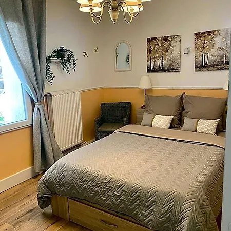 La Besace Bed & Breakfast Sainte-Croix (Aisne)