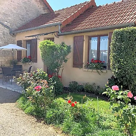 La Besace 3* Sainte-Croix (Aisne)